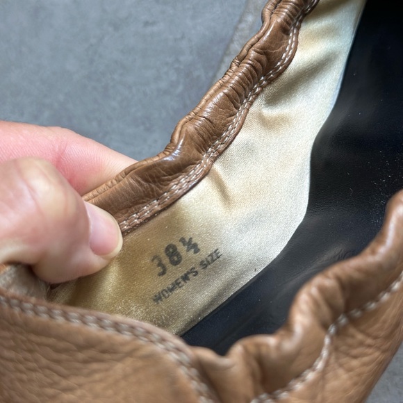 Moving Sale | TOD'S Leather Scrunch Ballet Flats Brown Dark 8.5 with orginal bag - Picture 6 of 15